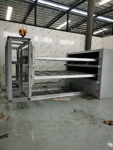 轨道式台车烘箱